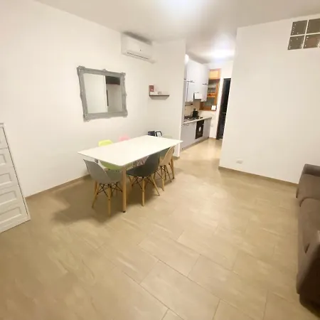 Apartment Miedonne In Rom